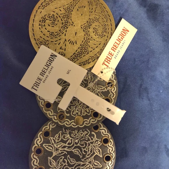 24HR SUPRISE $ True Religion Gold and Silver Belt w Intricate Metalwork M/L Size - Picture 3 of 5